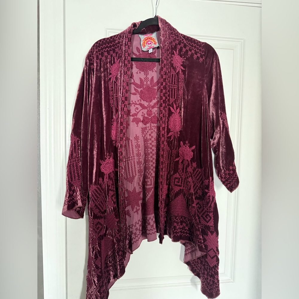 Johnny Was Boho Chic Vintage Inspired Crushed Velvet Wine Plum Kimono Jacket